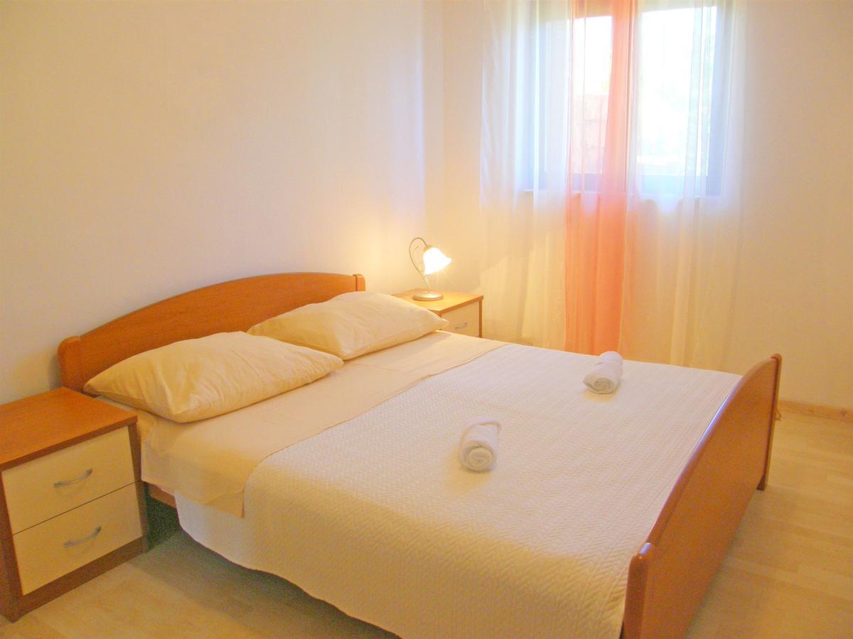 Apartments Rina Primošten Dış mekan fotoğraf